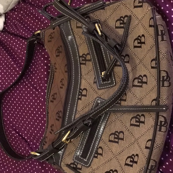 Lot of 5 Dooney and Bourke handbags - Picture 4 of 5